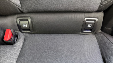 Renault Clio 1.0 TCe 100 Iconic 5dr Petrol Hatchback